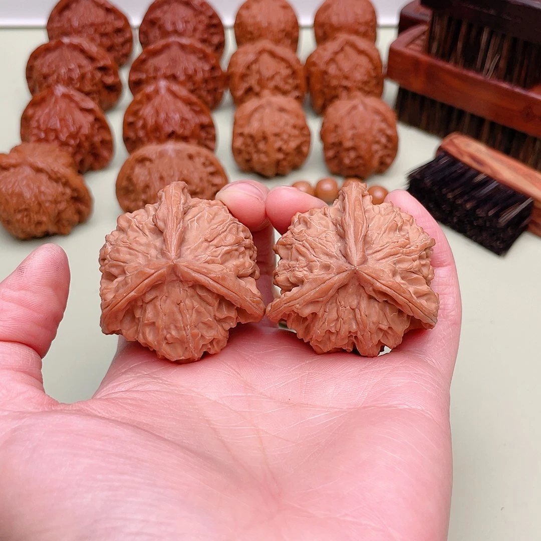 把件文玩核桃盘山三棱42/37