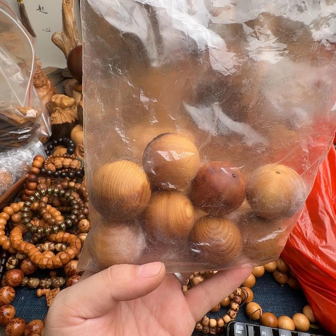 成***柏木（崖柏）手串/手链4.0瑕疵8颗