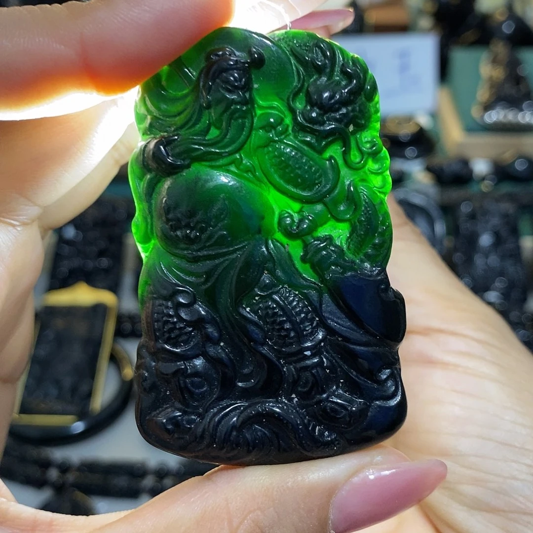 未镶嵌蛇纹石玉颈饰