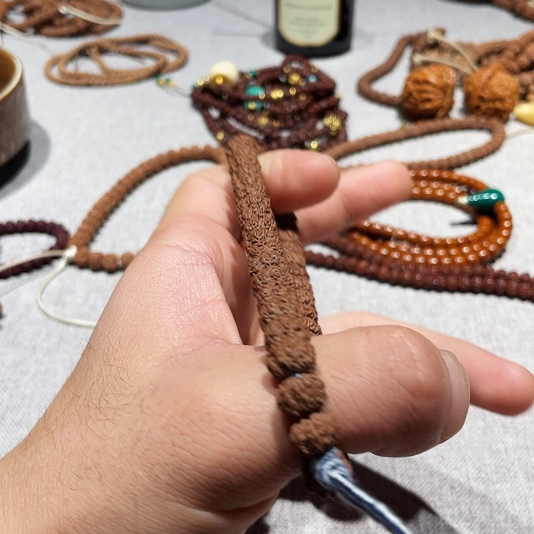 金刚菩提吊坠平细手持9mm