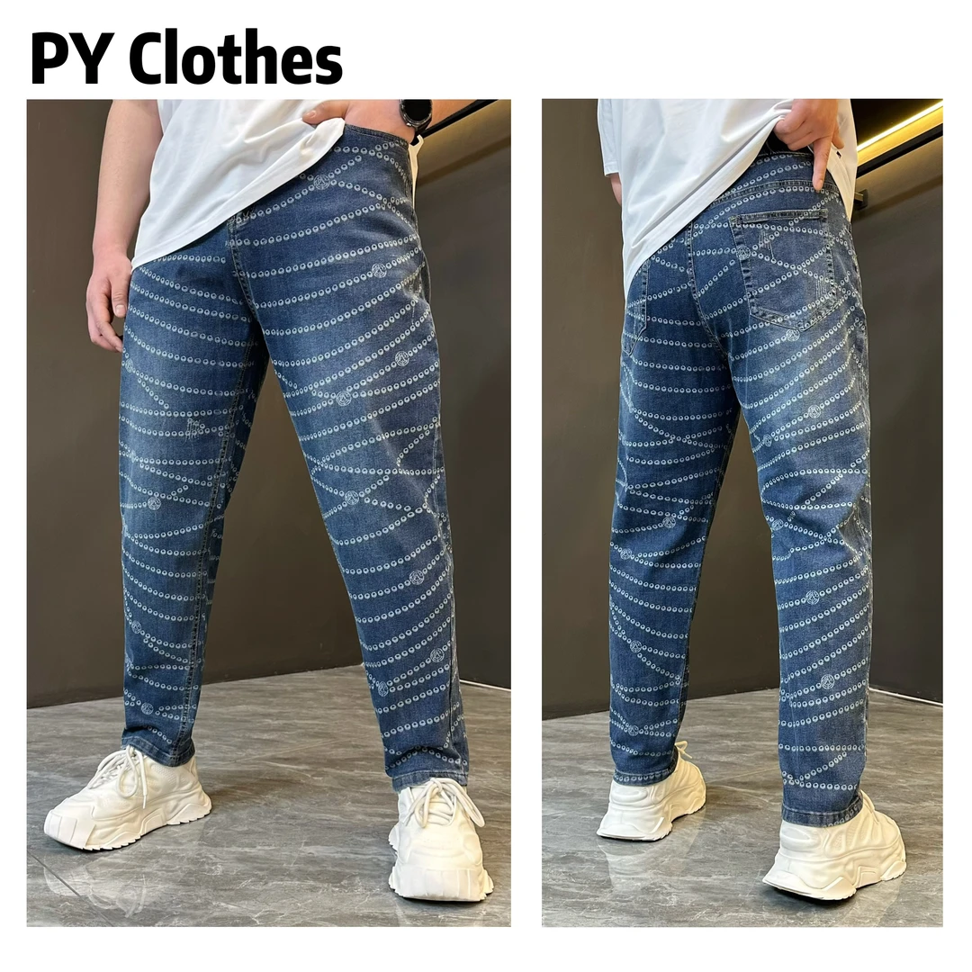 胖语大码男装 2025春季水洗满印烧花项链图案潮牌牛仔裤8030#F