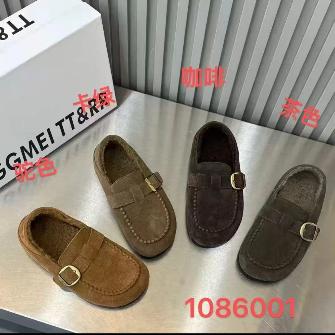 1086001新款冬季加绒纯色搭扣复古休闲百搭女鞋软底软面平底