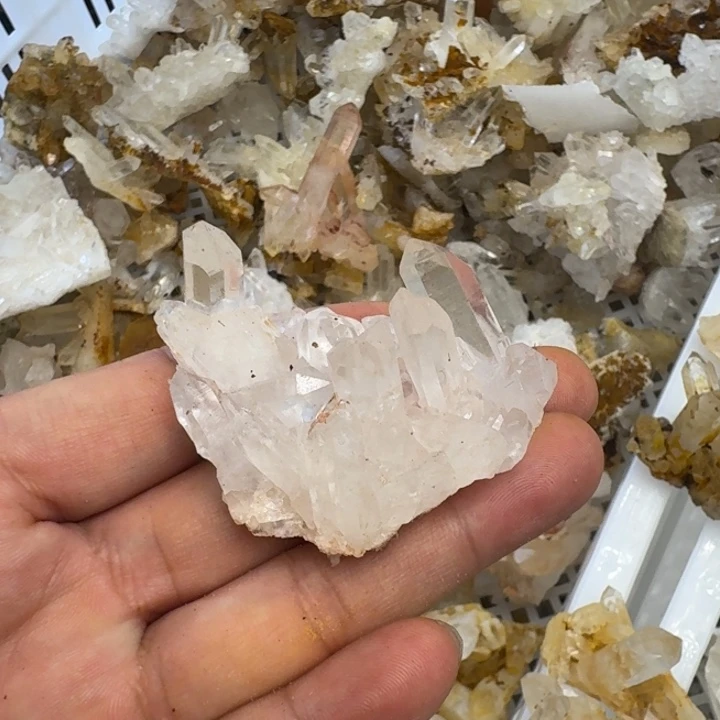 粤***粤水晶珠宝半成品未镶嵌