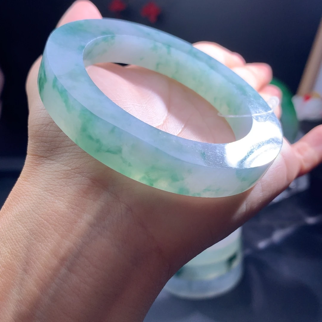 定制翡翠手镯未镶嵌