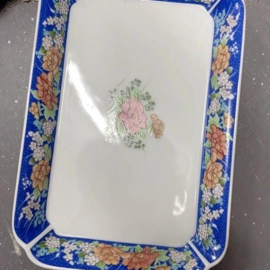 蒙***儿金葡萄瓷器欢迎您