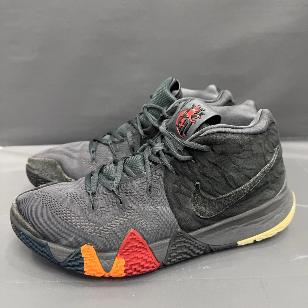 Nike 欧文 4 黑色 44码篮球鞋
