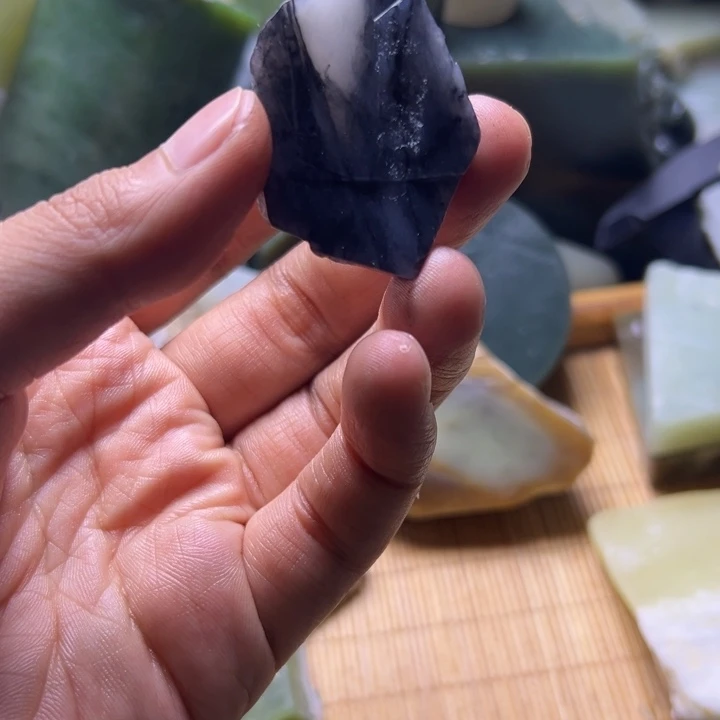 和田玉（糖玉）未镶嵌挂件