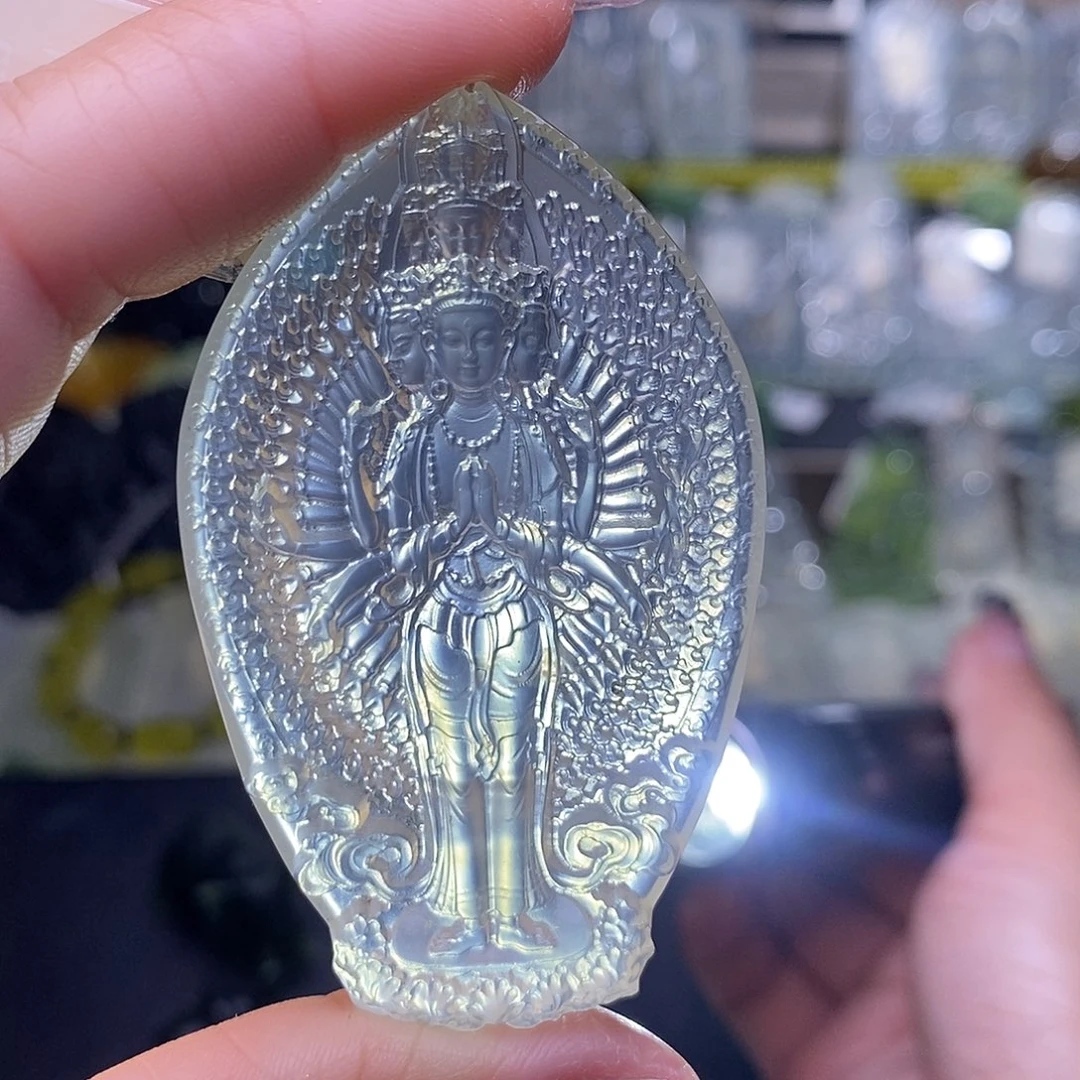 蛇纹石玉颈饰未镶嵌石*