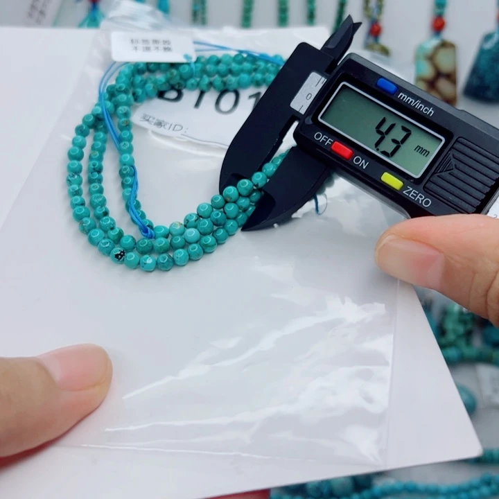 未镶嵌绿松石颈饰