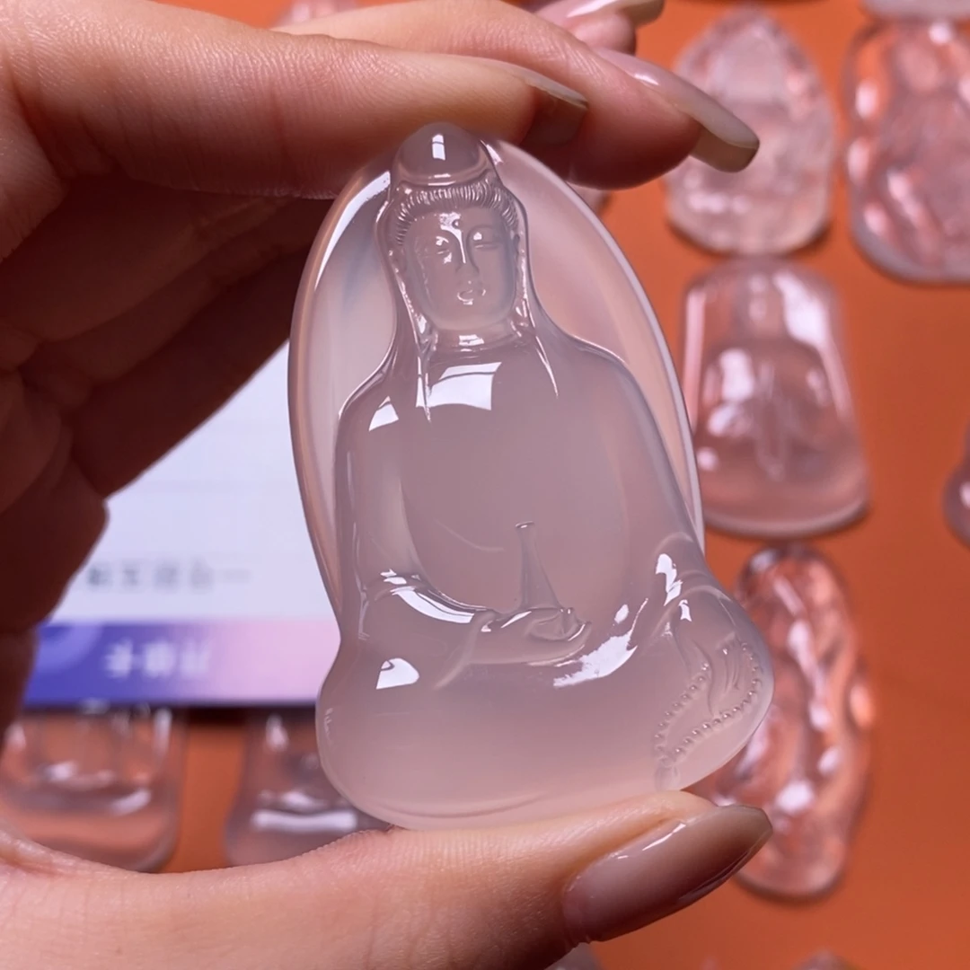 阳***尖玛瑙/玉髓未镶嵌吊坠