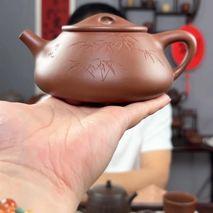 茶壶紫砂一**汉宗国洪紫砂作品