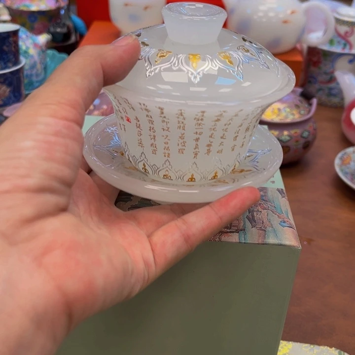 花花绿绿地在我的心里
