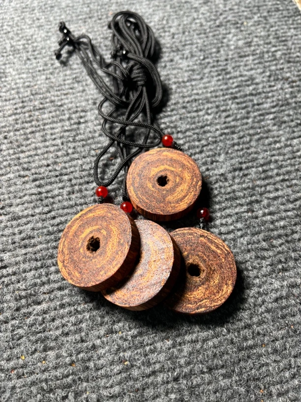 d8降真香随形牌子（发其一）