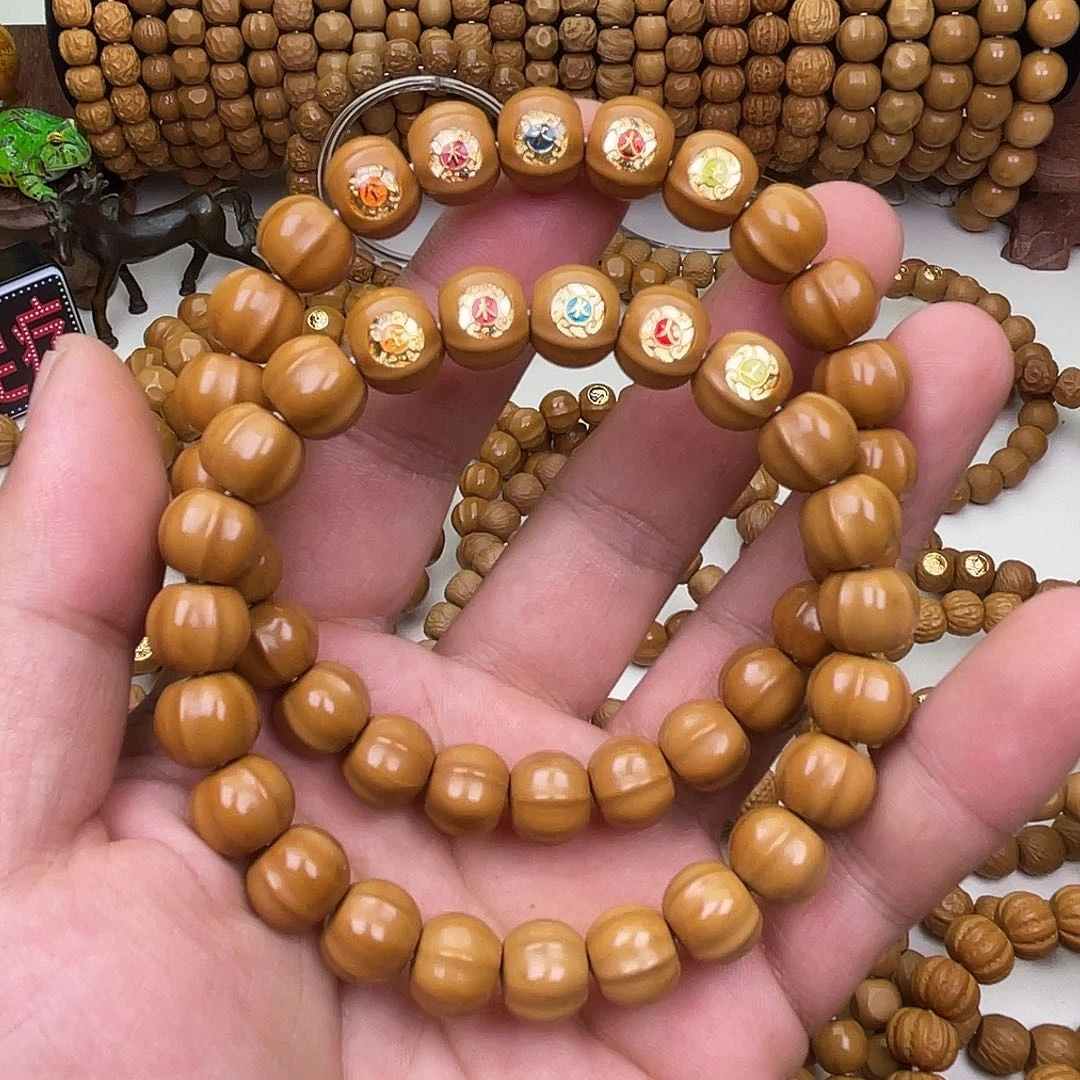 猴头核桃手串如*猴头核桃五标鲨鱼