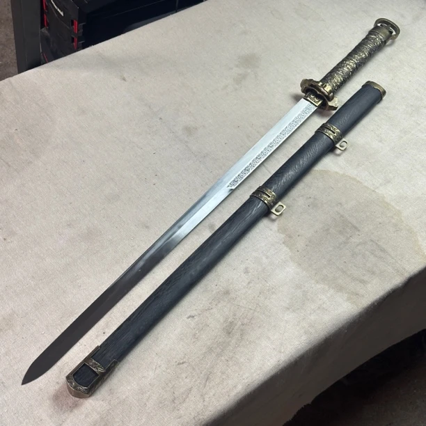 26 龙泉昊天宝贝剑金属柄高猛钢高性能黑木鞘未开刃