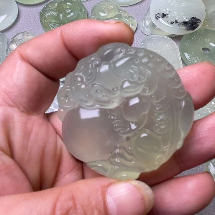 岫玉吊坠(赠链)未镶嵌S****t