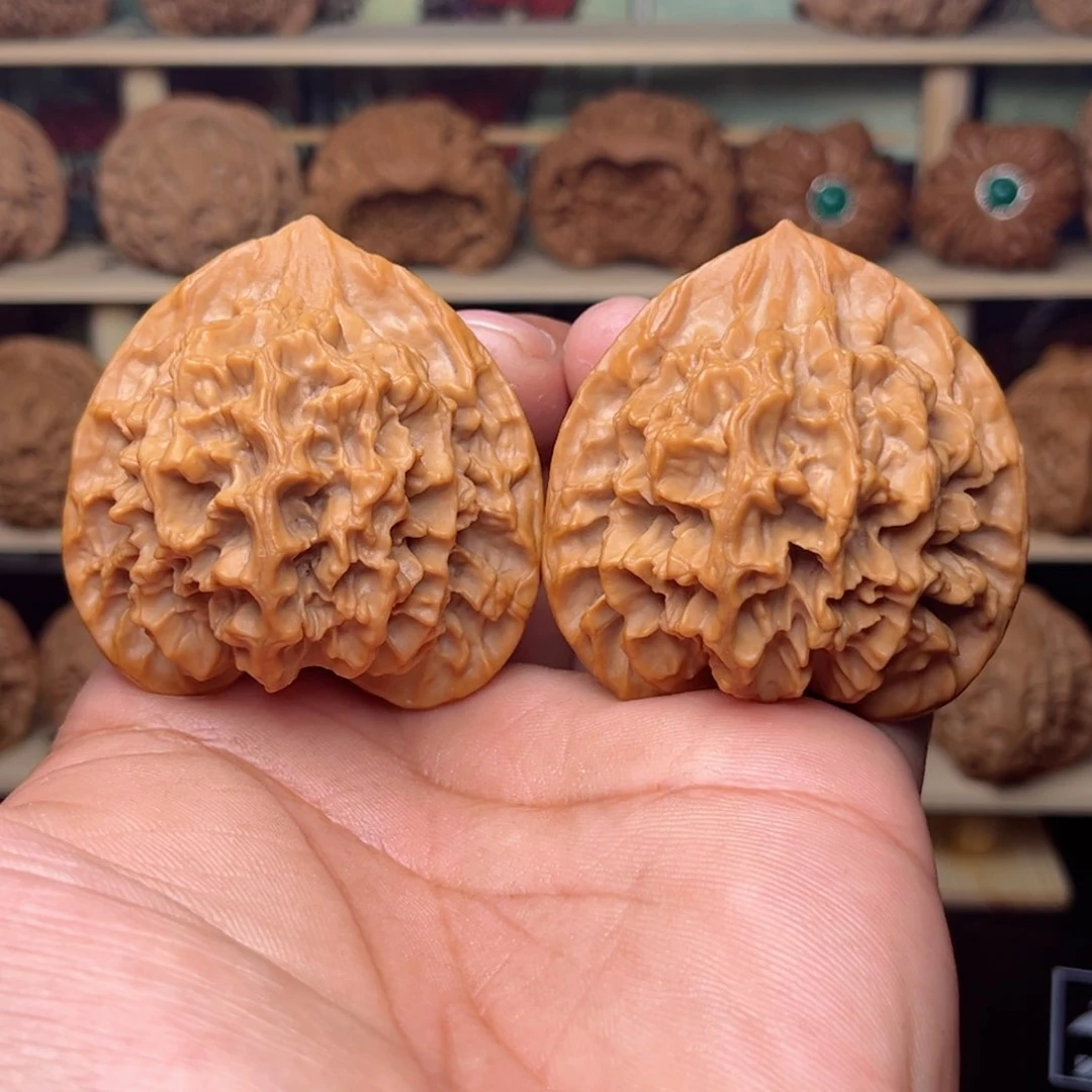 文玩核桃把件笑***$文玩核桃把件49尺