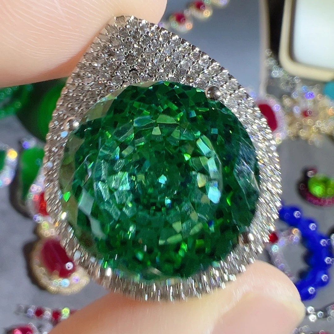 花岗石钨合金红色蓝色吊坠