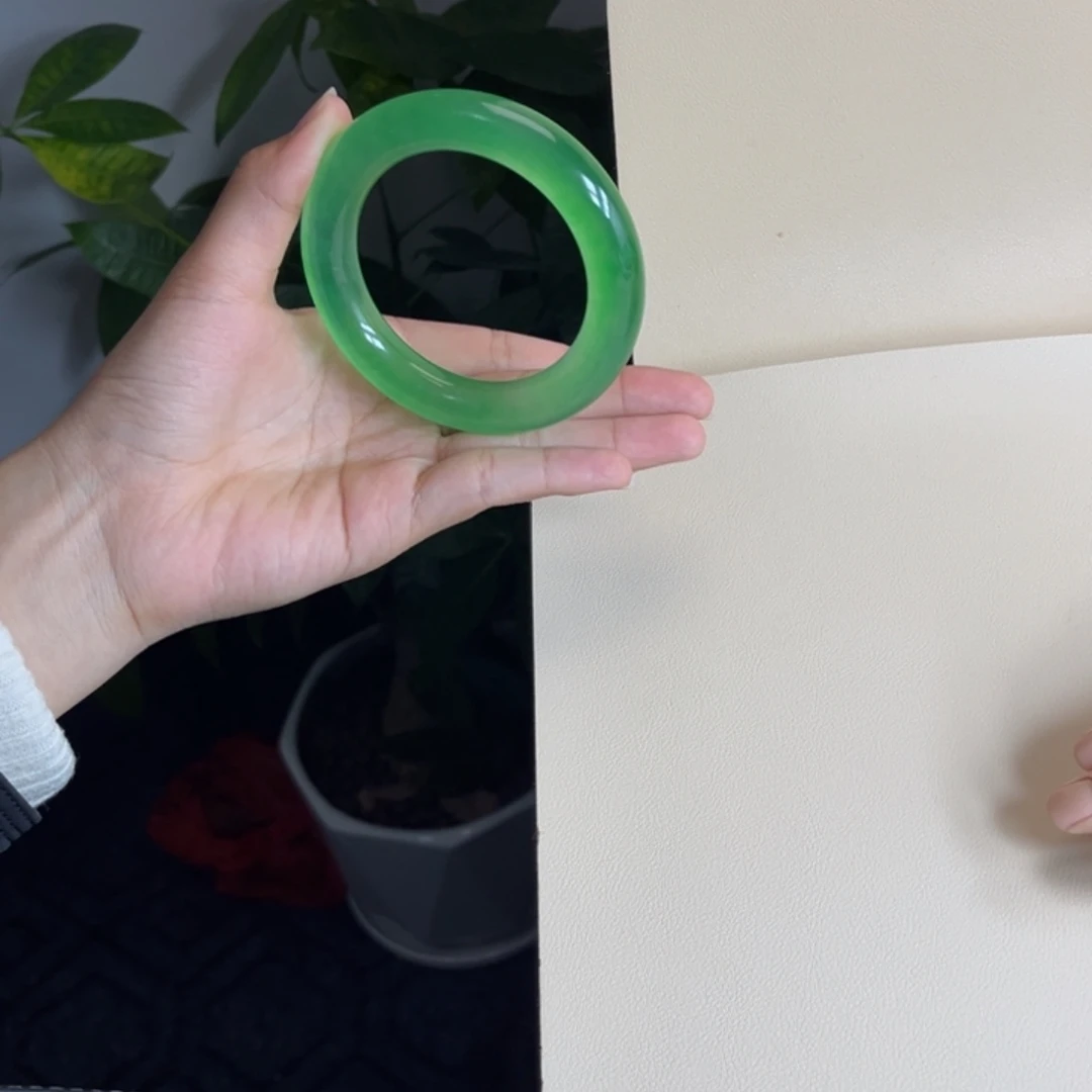 快****玉果绿圆条 56➕ 快跑