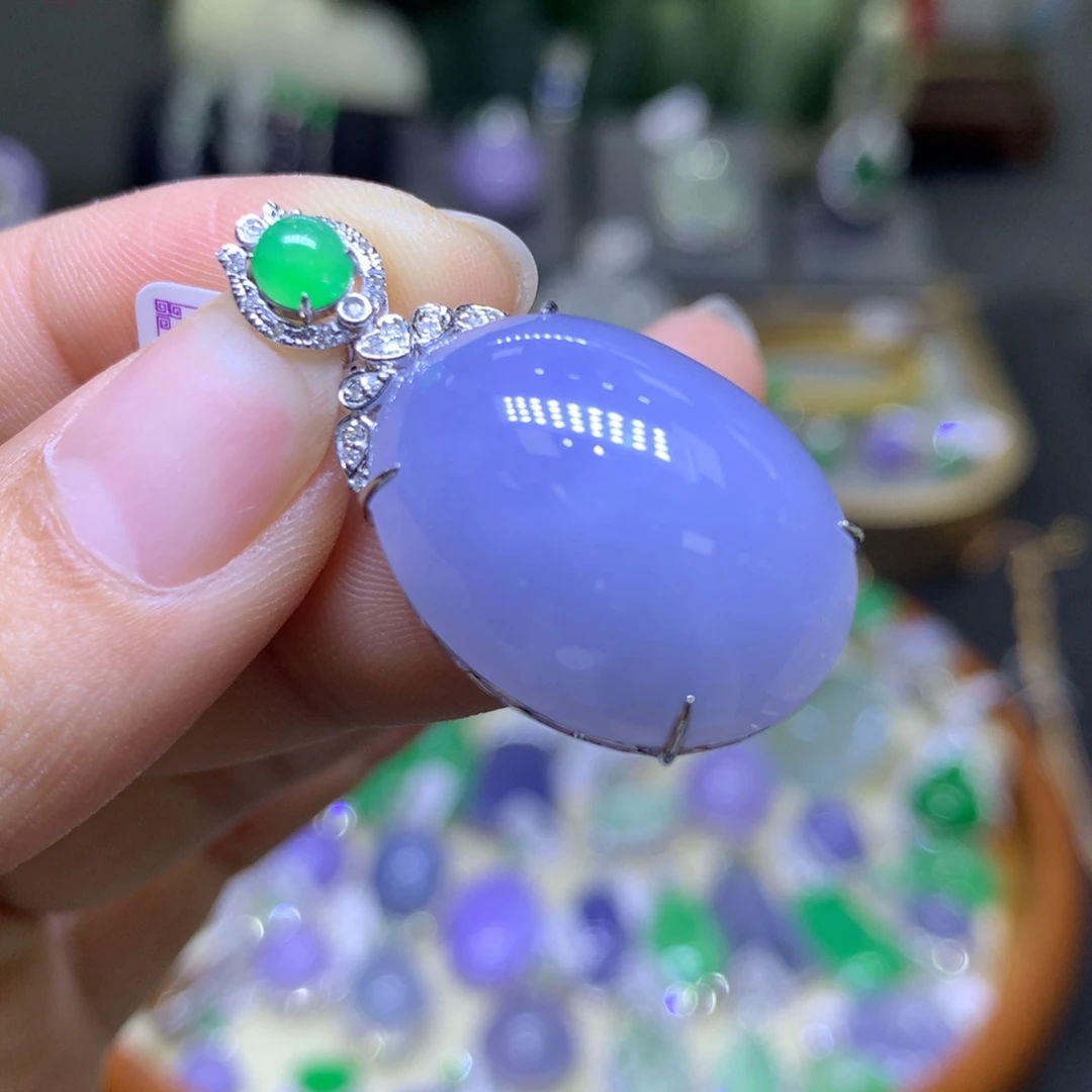 翡翠18K金镶嵌颈饰翡翠吊坠项链