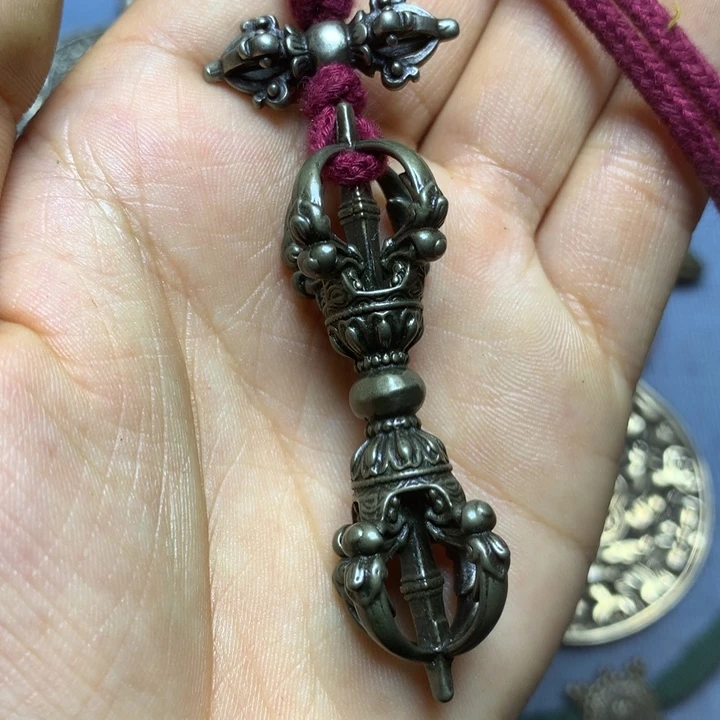 琉璃颈饰人****客喜欢的朋友