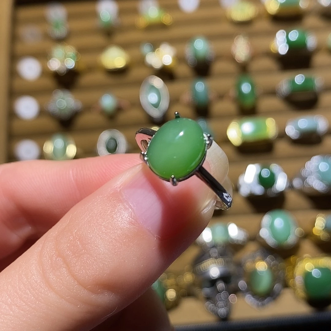 和田玉未镶嵌戒指