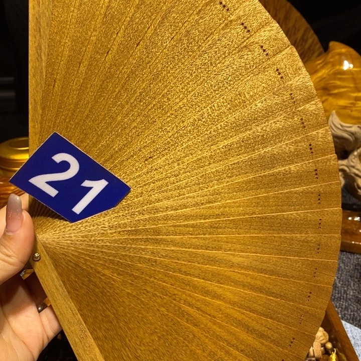 金丝楠博**赞金丝楠手把件