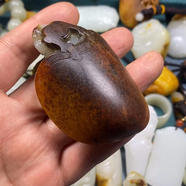 和田玉吊坠(不含链)未镶嵌贝**哥