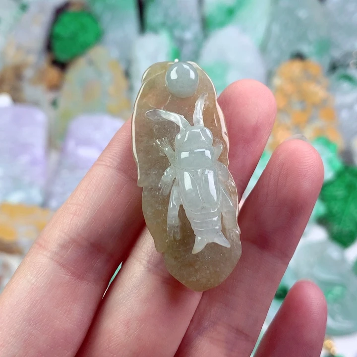 吊坠(不含链)未镶嵌翡翠