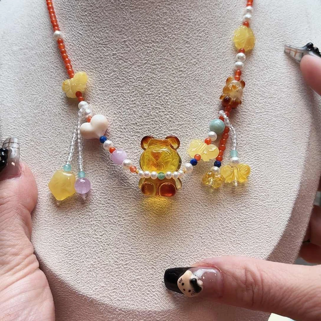 琥珀手镯未镶嵌琥珀