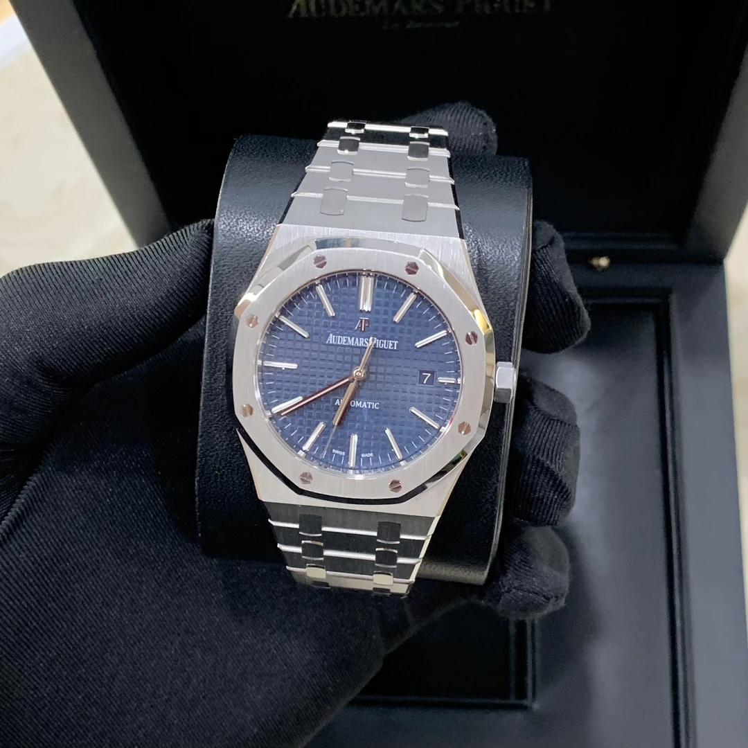 99新 Audemars Piguet/爱彼 15400ST.OO.1220ST.03蓝钢16年3月3日