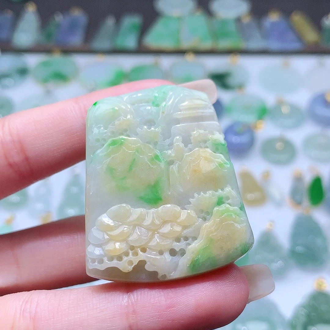 翡翠未镶嵌颈饰翡翠