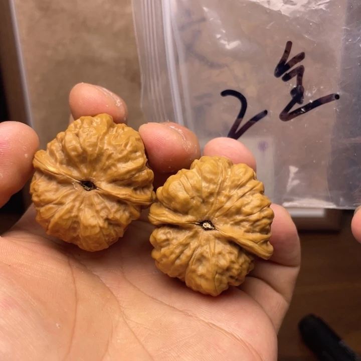 文玩核桃把件34568876444