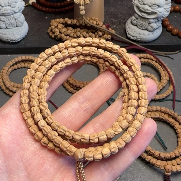 用***7柏香籽/百香籽手串刀锋龙脊