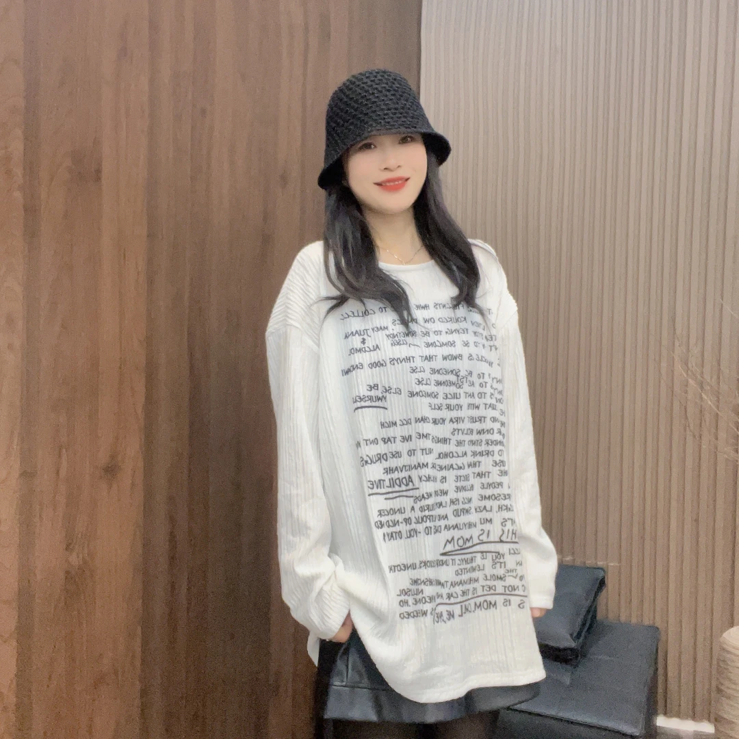 【SS】2102款字母印花T恤女美式复古打底衫春季宽松减龄长袖上衣