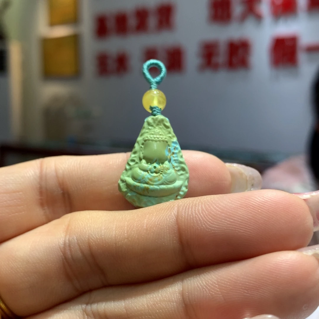 绿松石配饰未镶嵌