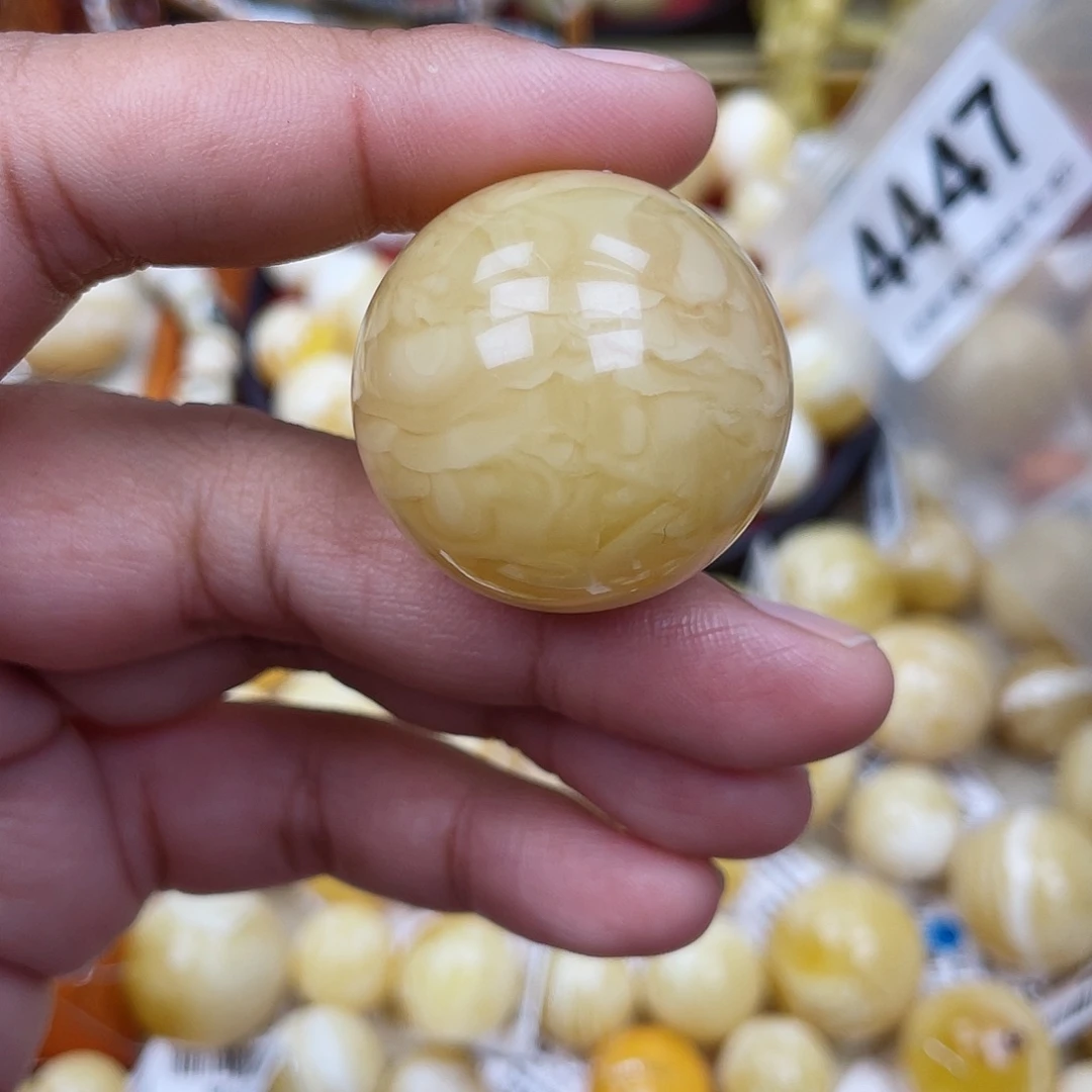 蜜蜡未镶嵌珠宝奇石30.5全