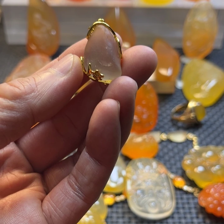 领***悟石英质玉合金小小吊坠挂件挂件