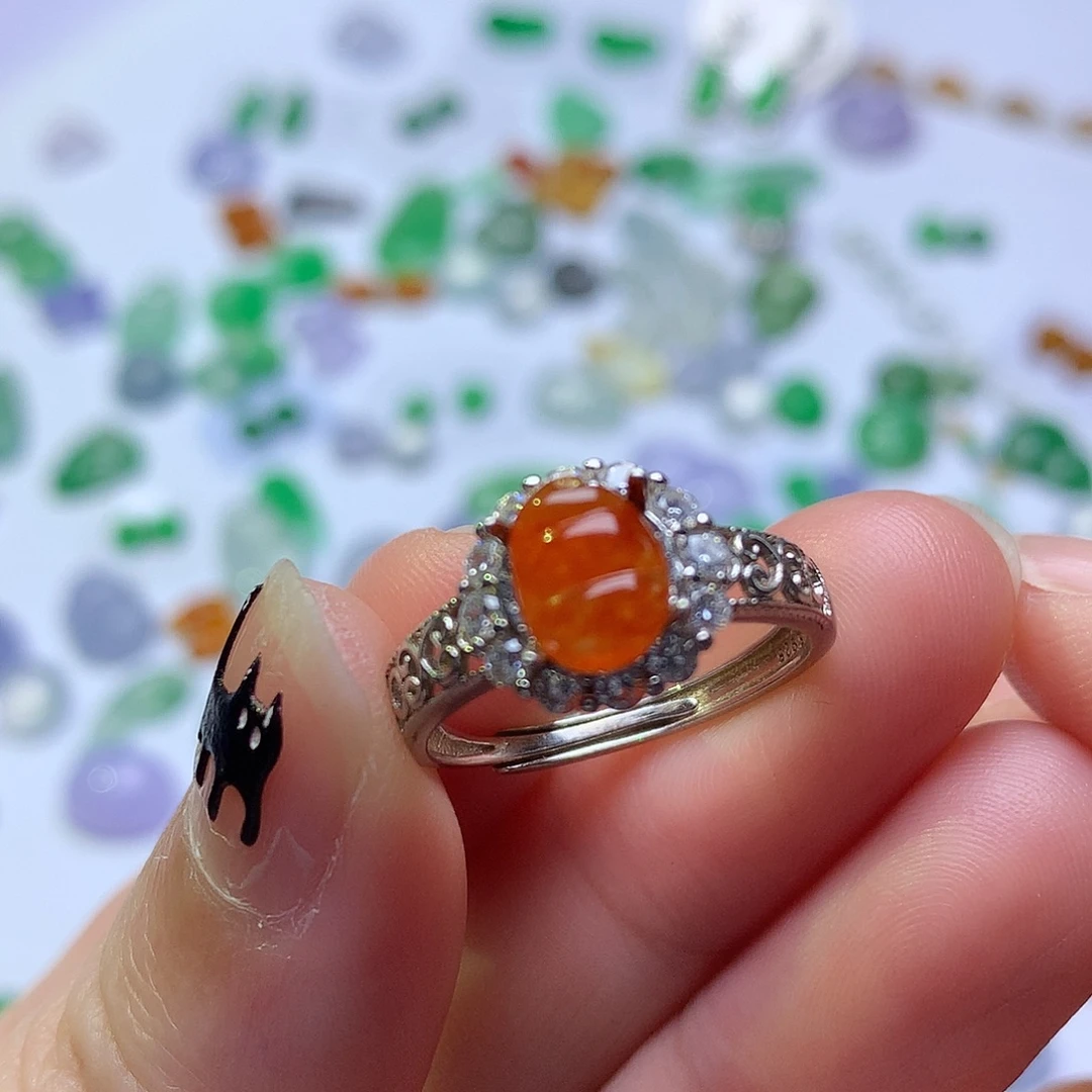 翡翠未镶嵌颈饰豆