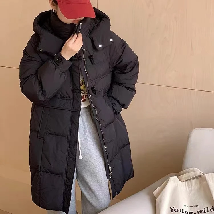 牛角扣女中长款冬季新款过膝加厚显瘦鸭绒外套