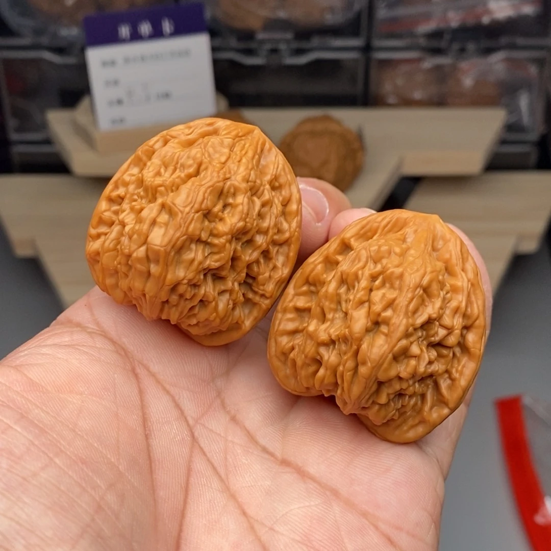 核桃把件 38左右蓟县粗筋虎头王