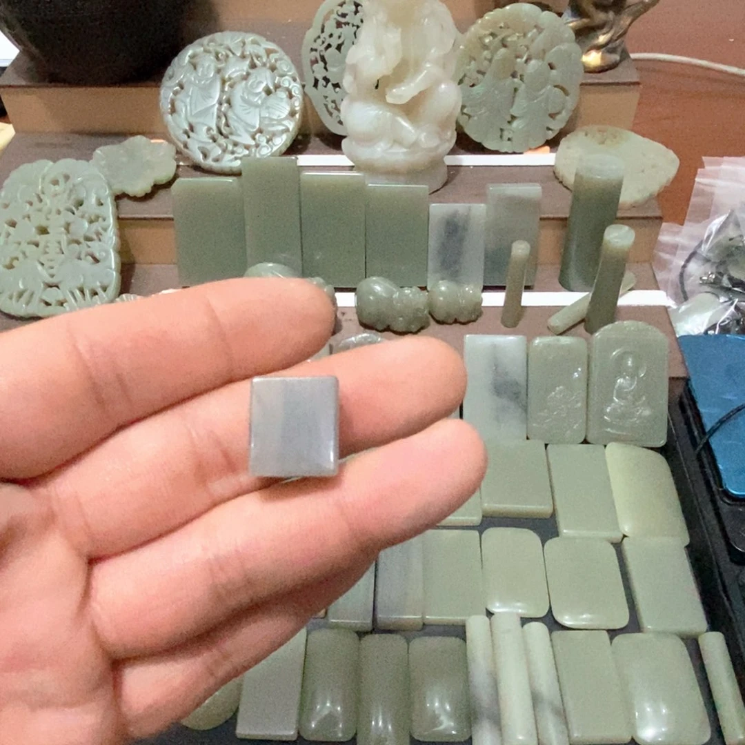 和田玉未镶嵌颈饰侠11