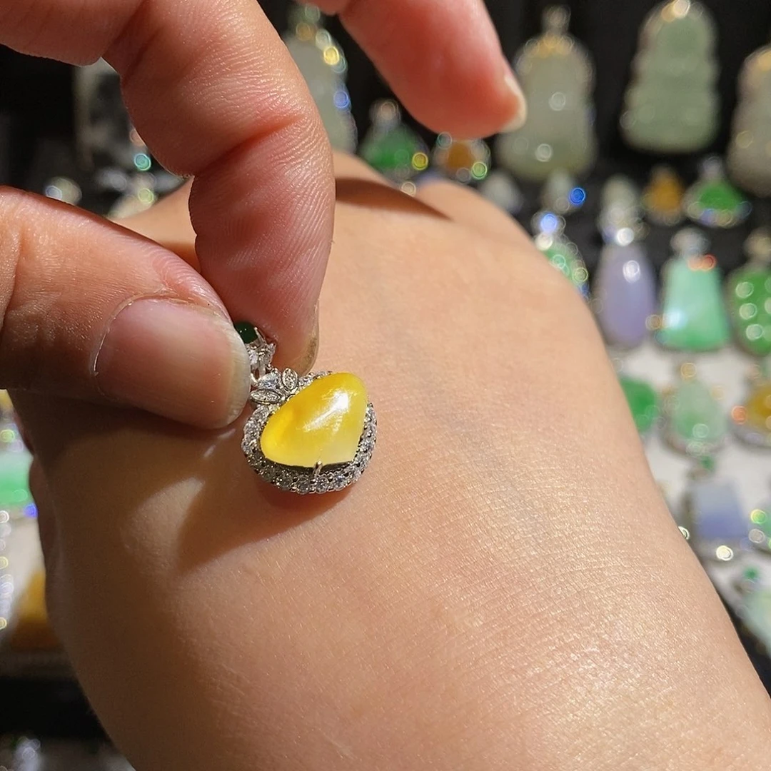 翡翠颈饰银S925镶嵌.****ヾ天然翡翠