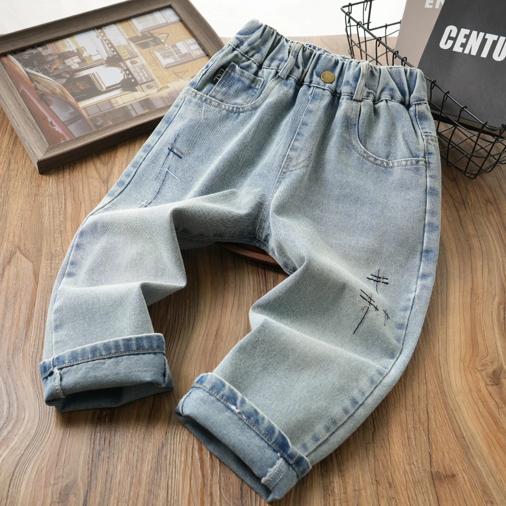 儿童春季新款字母皮标时尚绣花休闲牛仔裤中大童男童百搭裤子S849