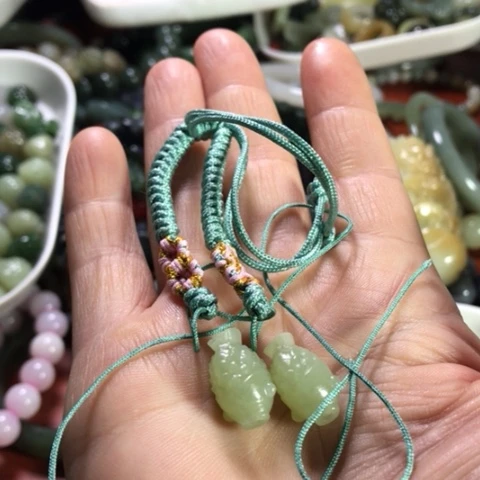 未镶嵌和田玉手机链燕**声