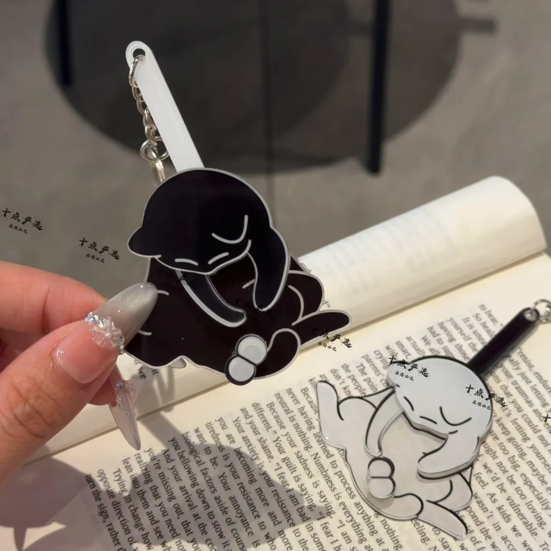 爆款可爱创意搞怪玩蛋猫可旋转亚克力钥匙扣书包挂件伴手礼品