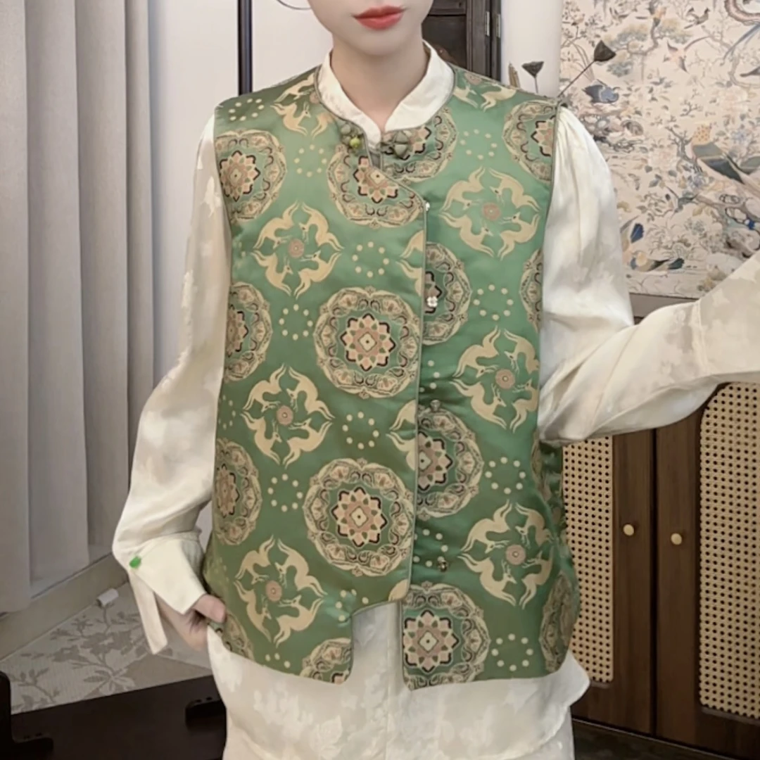 1291新中式复古国风圆领花瓣襟宝花奔鹿圆领仿宋锦马甲背心