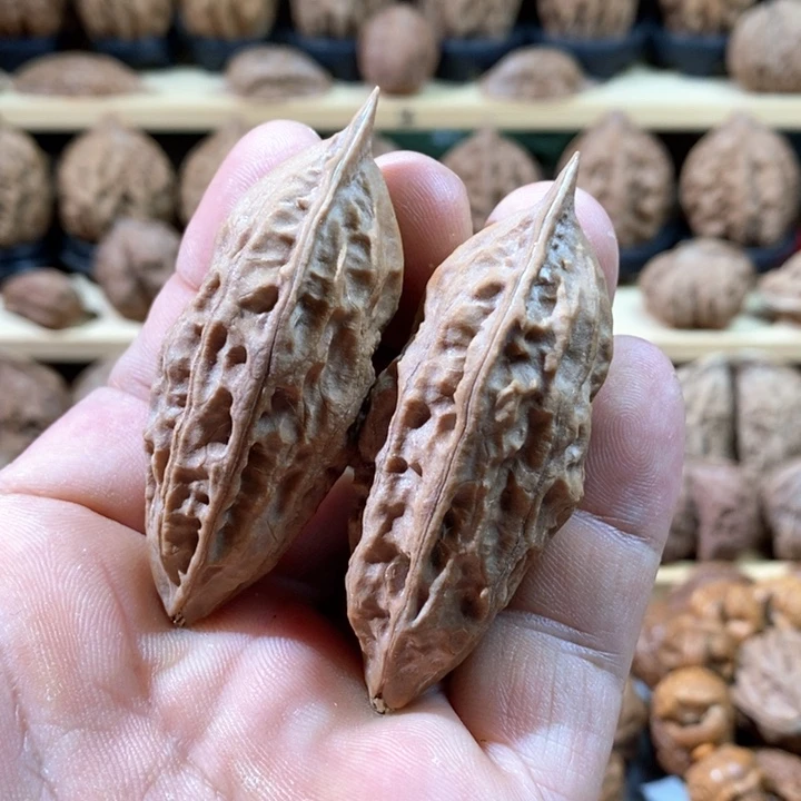 文玩核桃把件细狗