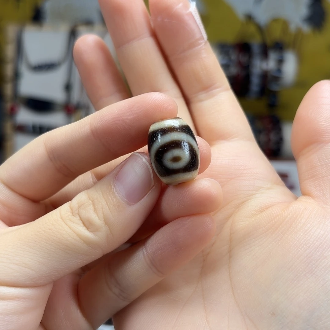 玛瑙/玉髓散珠二眼