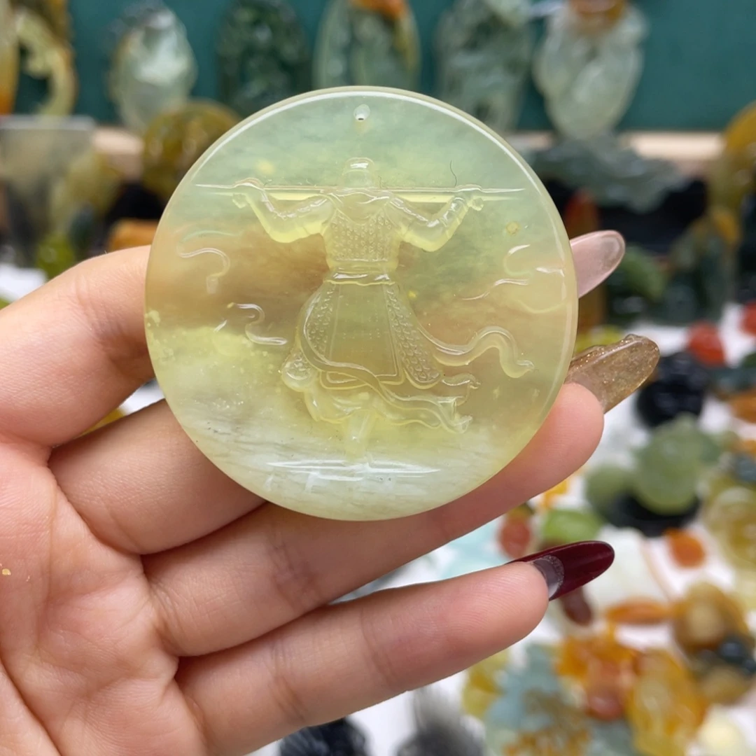 蛇纹石玉颈饰未镶嵌